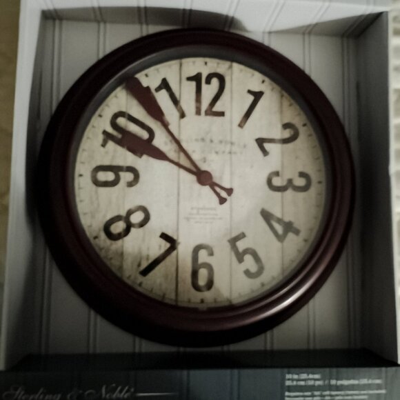Lake House/Oars Wall Clock - Picture 4 of 4